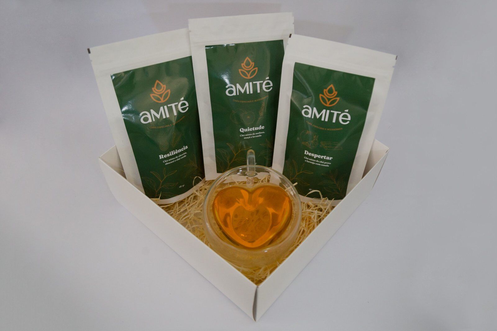 Kit Blends de chá com xícara formato coração_vidro duplo(1)