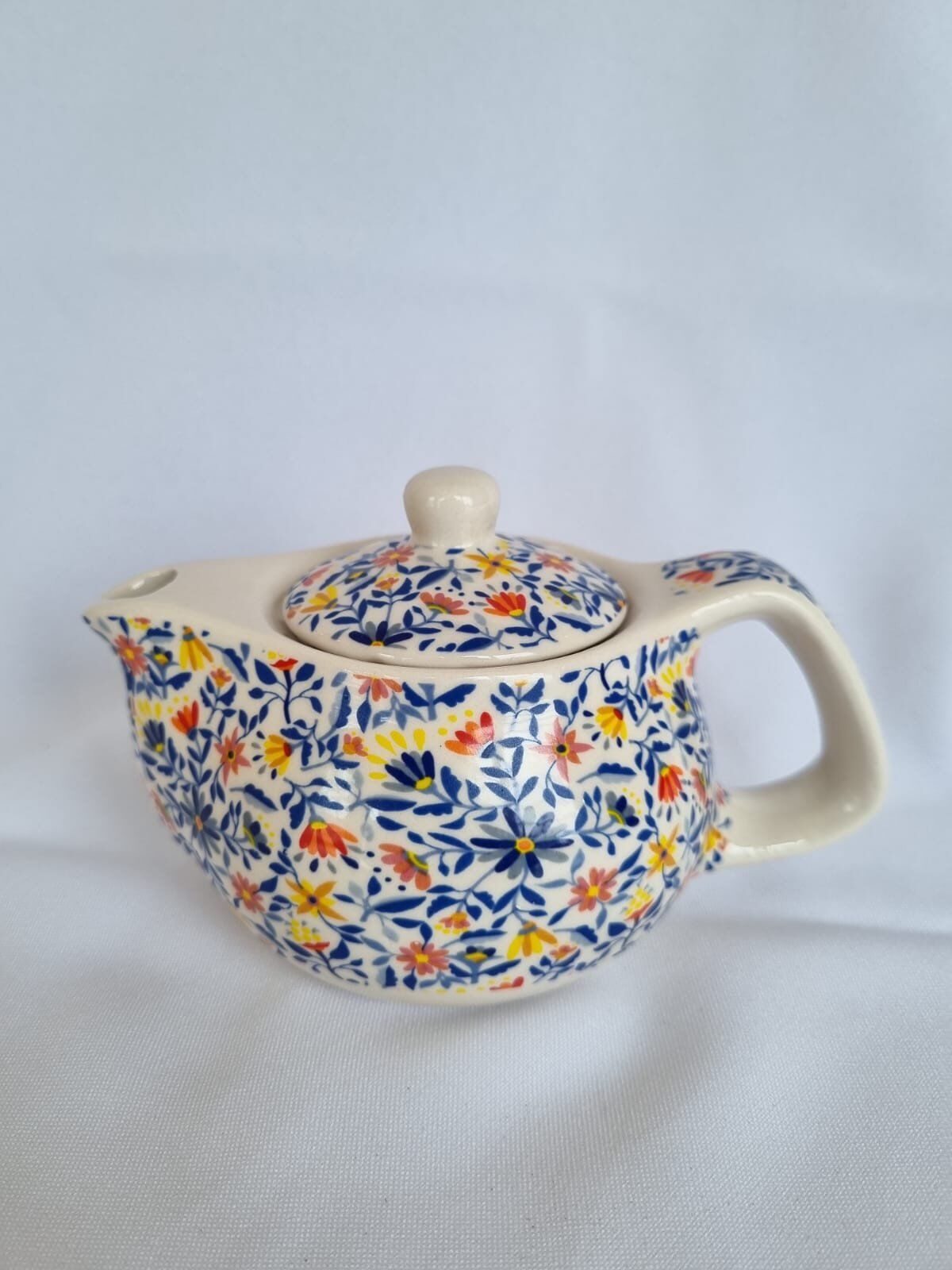 bule ceramina floriado